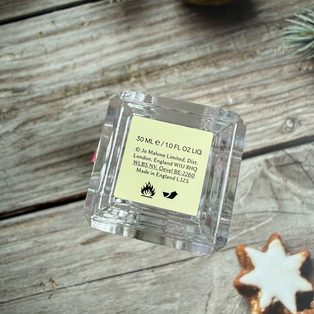 Jo Malone London Raspberry Ripple 1.0 oz New Unboxed with striped bow - Picture 3 of 3